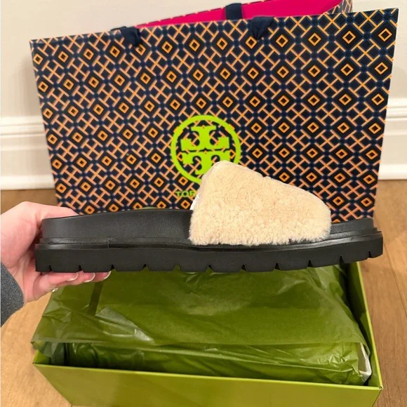 Tory Burch Everly Anatomic Lug Sandals Moccasin Star Curly Size 8 Buttermilk - Picture 5 of 7